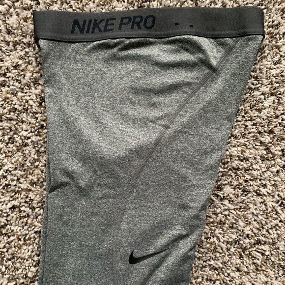 Nike Pro leggings - Picture 6 of 8